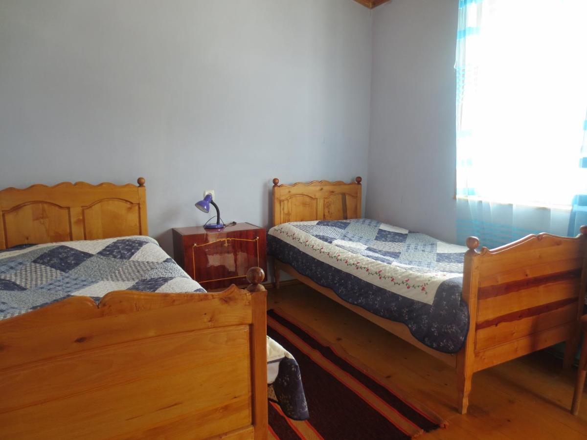 Irma Beso & Aleko Khergianis Guesthouse Mestia Exteriér fotografie