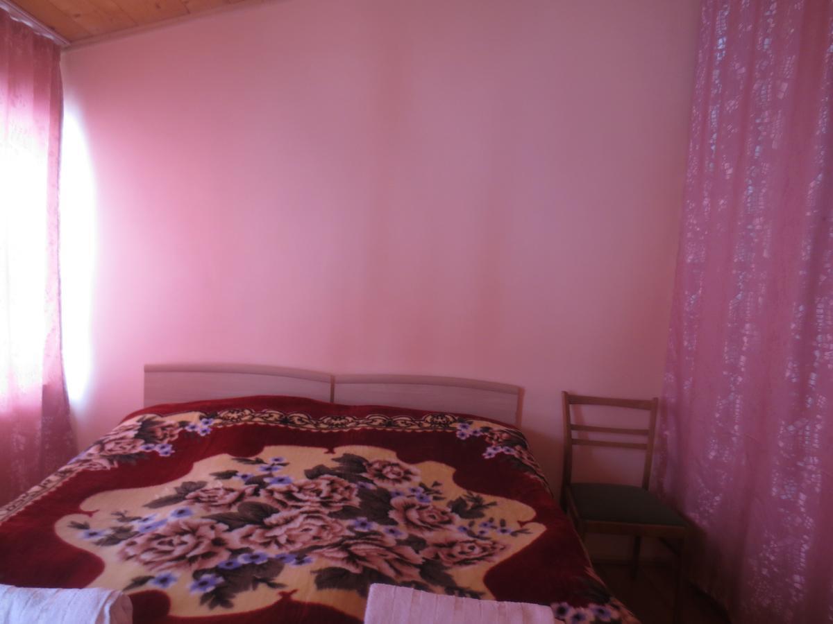 Irma Beso & Aleko Khergianis Guesthouse Mestia Exteriér fotografie