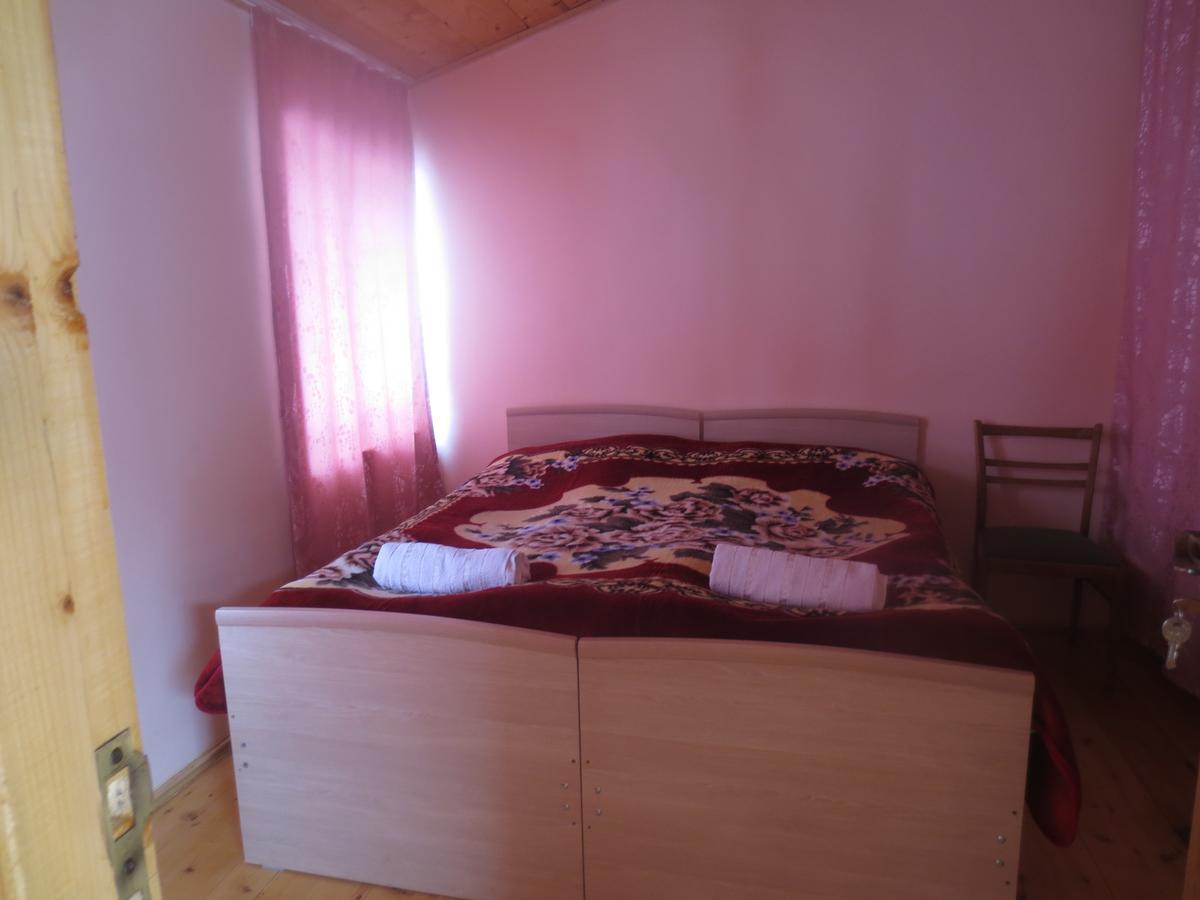 Irma Beso & Aleko Khergianis Guesthouse Mestia Exteriér fotografie